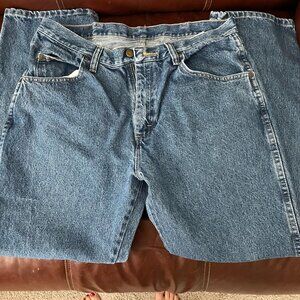 2/$25.00 Men's Wrangler Five Star Regular Fit Jeans 34x30